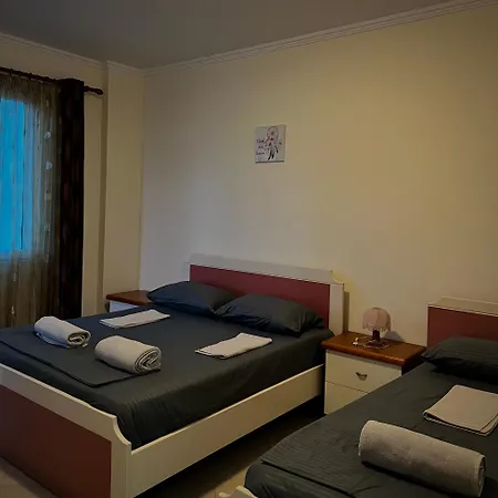 Apartament Ne Qerret Apartment Golem (Tirana)