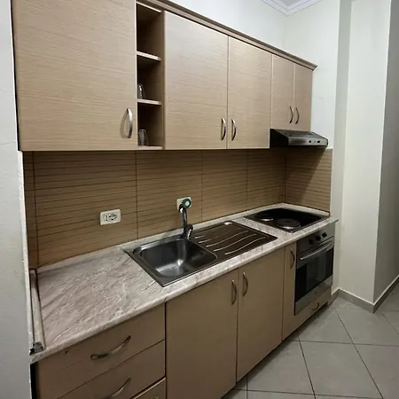 Apartament Ne Qerret Golem (Tirana)