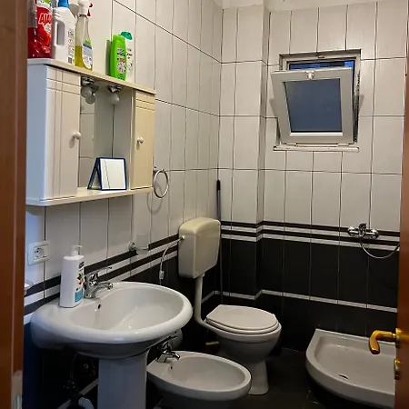 Apartament Ne Qerret Apartment *